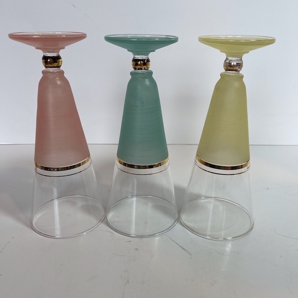 Set of Three Mid-Century Frosted Pilsner Glasses - Picture 3 of 7